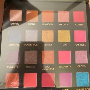 Celestial thunder dominque eyeshadow pallet